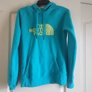 ✨ The North Face Hoodie NWOT